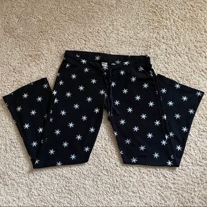 Old Navy Snowflake Fleece Pajama pants, Small